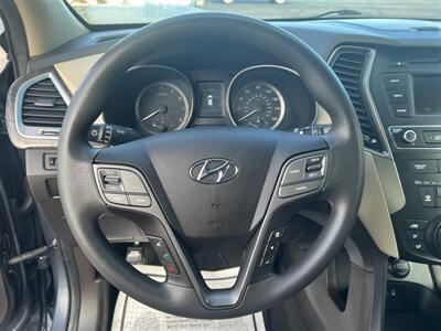 2017 Hyundai SANTA FE Sport 2.4L   - Photo 12 - Negaunee, MI 49866