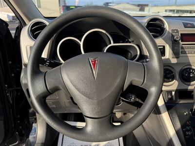 2009 Pontiac Vibe 2.4L FWD   - Photo 9 - Escanaba, MI 49829