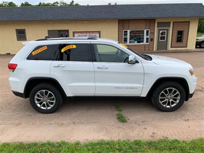 2015 Jeep Grand Cherokee Limited   - Photo 2 - Negaunee, MI 49866