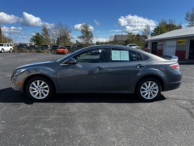 2011 Mazda Mazda6 i Grand Touring   - Photo 2 - Escanaba, MI 49829