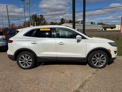 2016 Lincoln MKC Select - Photo 5 - Negaunee, MI 49866