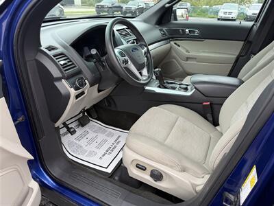 2015 Ford Explorer Base AWD   - Photo 9 - Escanaba, MI 49829