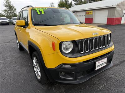 2017 Jeep Renegade Latitude AWD   - Photo 1 - Escanaba, MI 49829