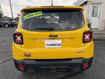 2017 Jeep Renegade Latitude AWD   - Photo 6 - Escanaba, MI 49829