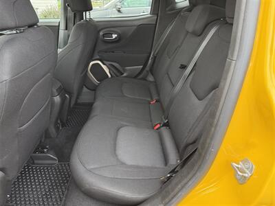 2017 Jeep Renegade Latitude AWD   - Photo 20 - Escanaba, MI 49829