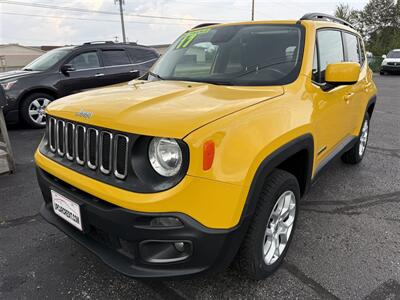 2017 Jeep Renegade Latitude AWD   - Photo 3 - Escanaba, MI 49829
