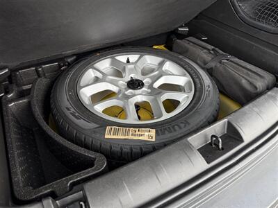 2017 Jeep Renegade Latitude AWD   - Photo 9 - Escanaba, MI 49829