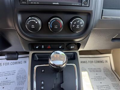 2010 Jeep Compass Limited - Photo 13 - Negaunee, MI 49866