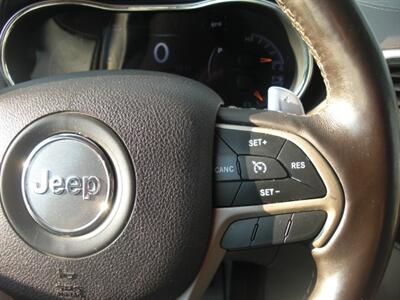 2014 Jeep Grand Cherokee Overland - Photo 11 - Negaunee, MI 49866