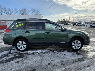 2012 Subaru Outback 2.5i Limited   - Photo 5 - Negaunee, MI 49866