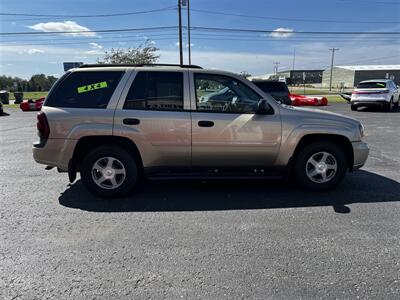 2006 Chevrolet Trailblazer LS   - Photo 4 - Negaunee, MI 49866