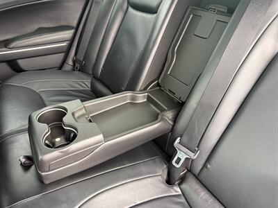2014 Chrysler 300   - Photo 19 - Negaunee, MI 49866