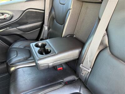 2015 Jeep Cherokee Limited   - Photo 25 - Escanaba, MI 49829
