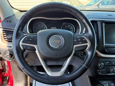 2015 Jeep Cherokee Limited   - Photo 11 - Escanaba, MI 49829