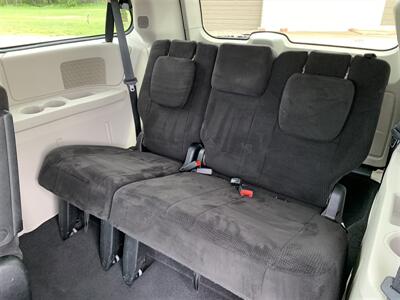 2013 Dodge Grand Caravan SXT   - Photo 17 - Negaunee, MI 49866