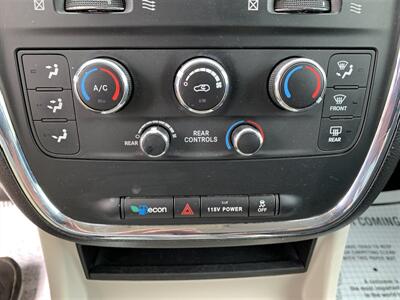 2013 Dodge Grand Caravan SXT   - Photo 11 - Negaunee, MI 49866
