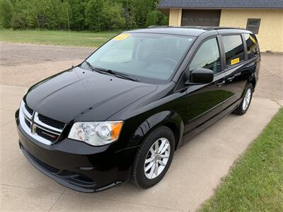 2013 Dodge Grand Caravan SXT   - Photo 3 - Negaunee, MI 49866