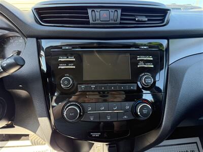 2018 Nissan Rogue Sport S - Photo 11 - Negaunee, MI 49866