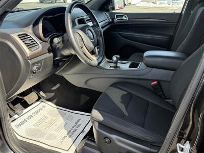 2014 Jeep Grand Cherokee Laredo   - Photo 8 - Escanaba, MI 49829