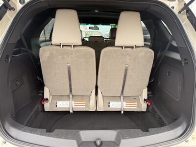 2011 Ford Explorer XLT - Photo 8 - Escanaba, MI 49829