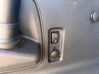 2014 Ford Edge SEL AWD   - Photo 9 - Escanaba, MI 49829