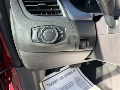 2014 Ford Edge SEL AWD   - Photo 12 - Escanaba, MI 49829