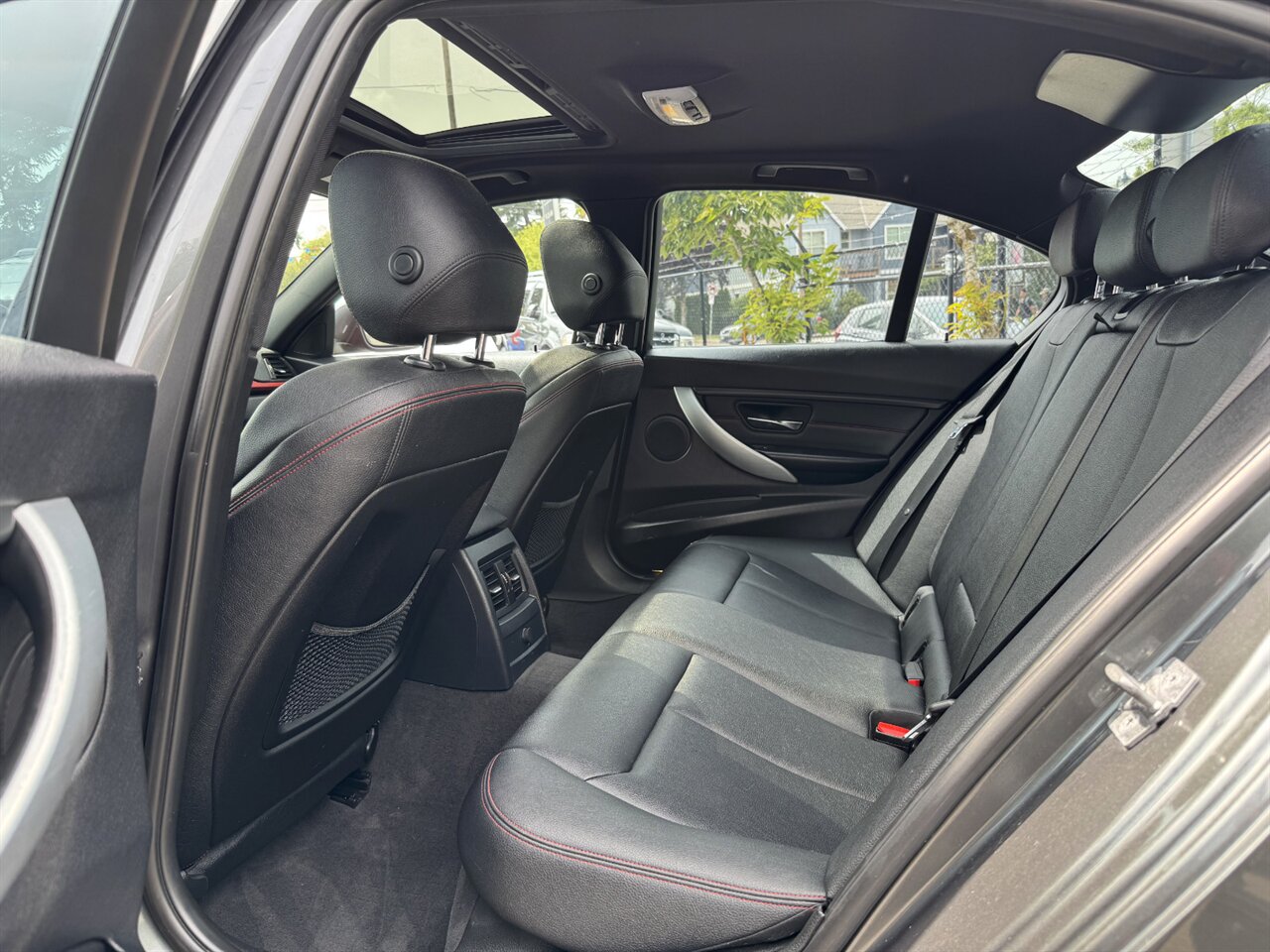 2013 BMW 335i SPORT MANUAL 6 SPEED   - Photo 13 - Portland, OR 97211