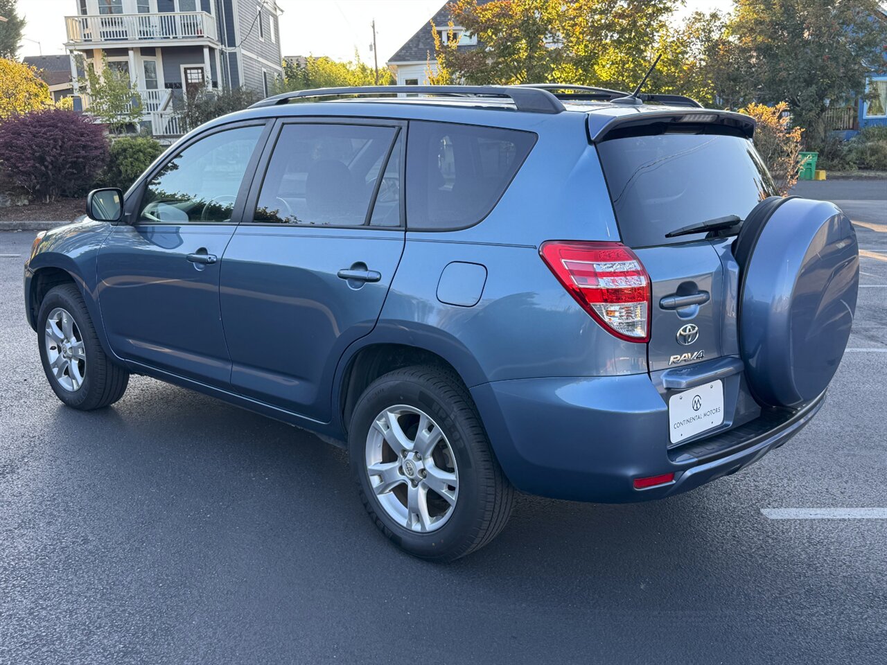 2011 Toyota RAV4 4X4 ONLY 64K MILES   - Photo 10 - Portland, OR 97211