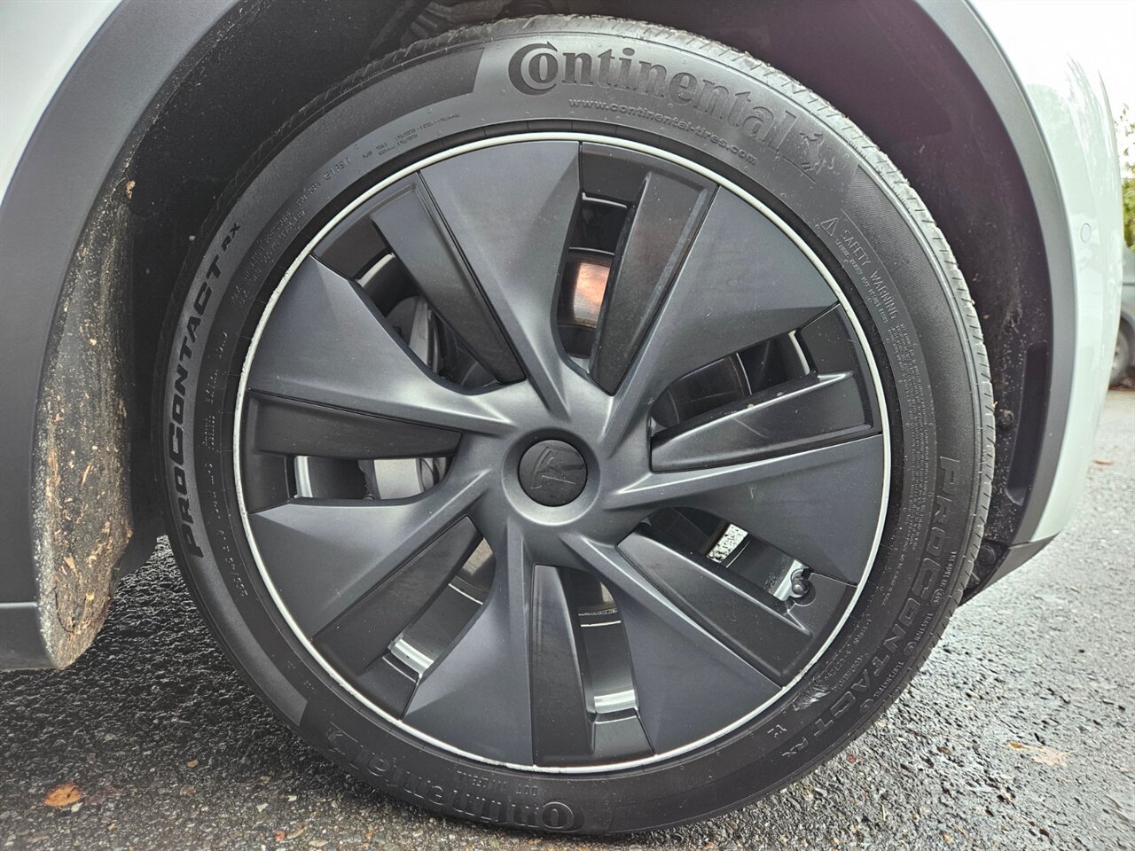 2021 Tesla Model Y Long Range Dual Motor - Photo 27 - Portland, OR 97211