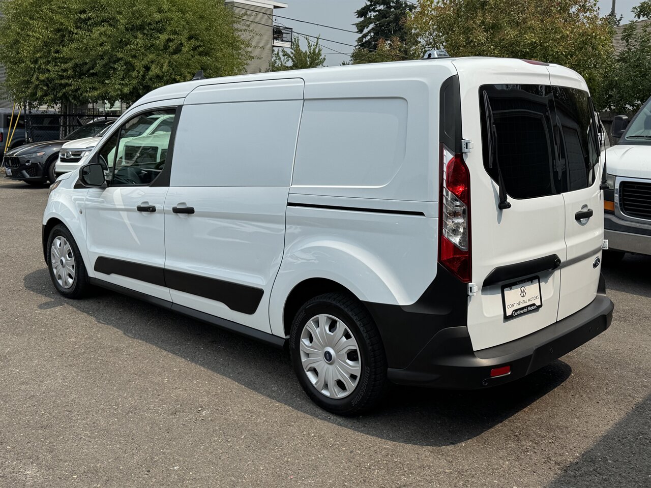 2020 Ford Transit Connect XL - Photo 10 - Portland, OR 97211
