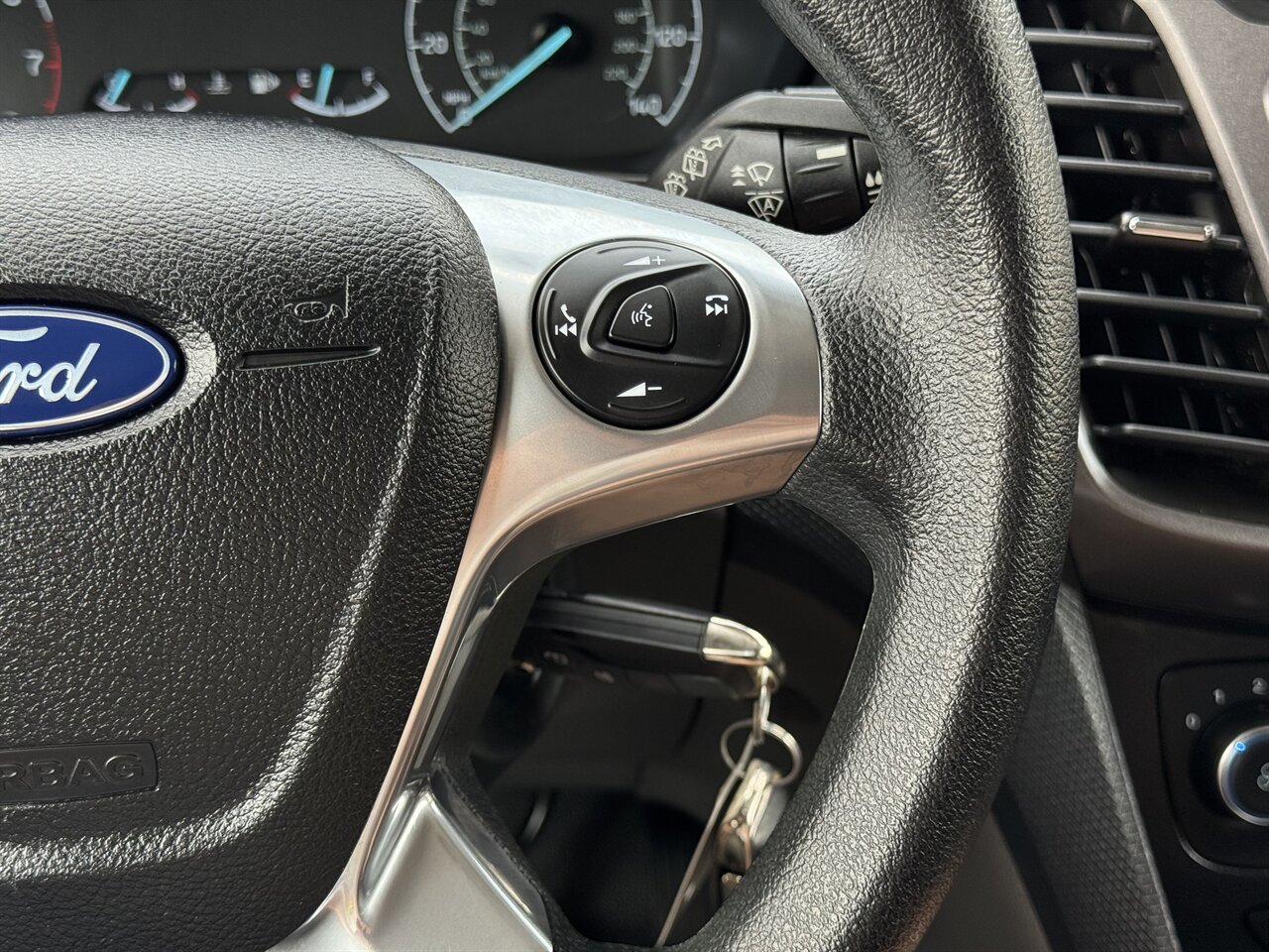 2020 Ford Transit Connect XL - Photo 23 - Portland, OR 97211
