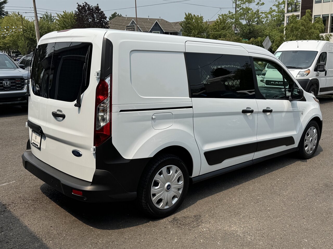 2020 Ford Transit Connect XL - Photo 8 - Portland, OR 97211