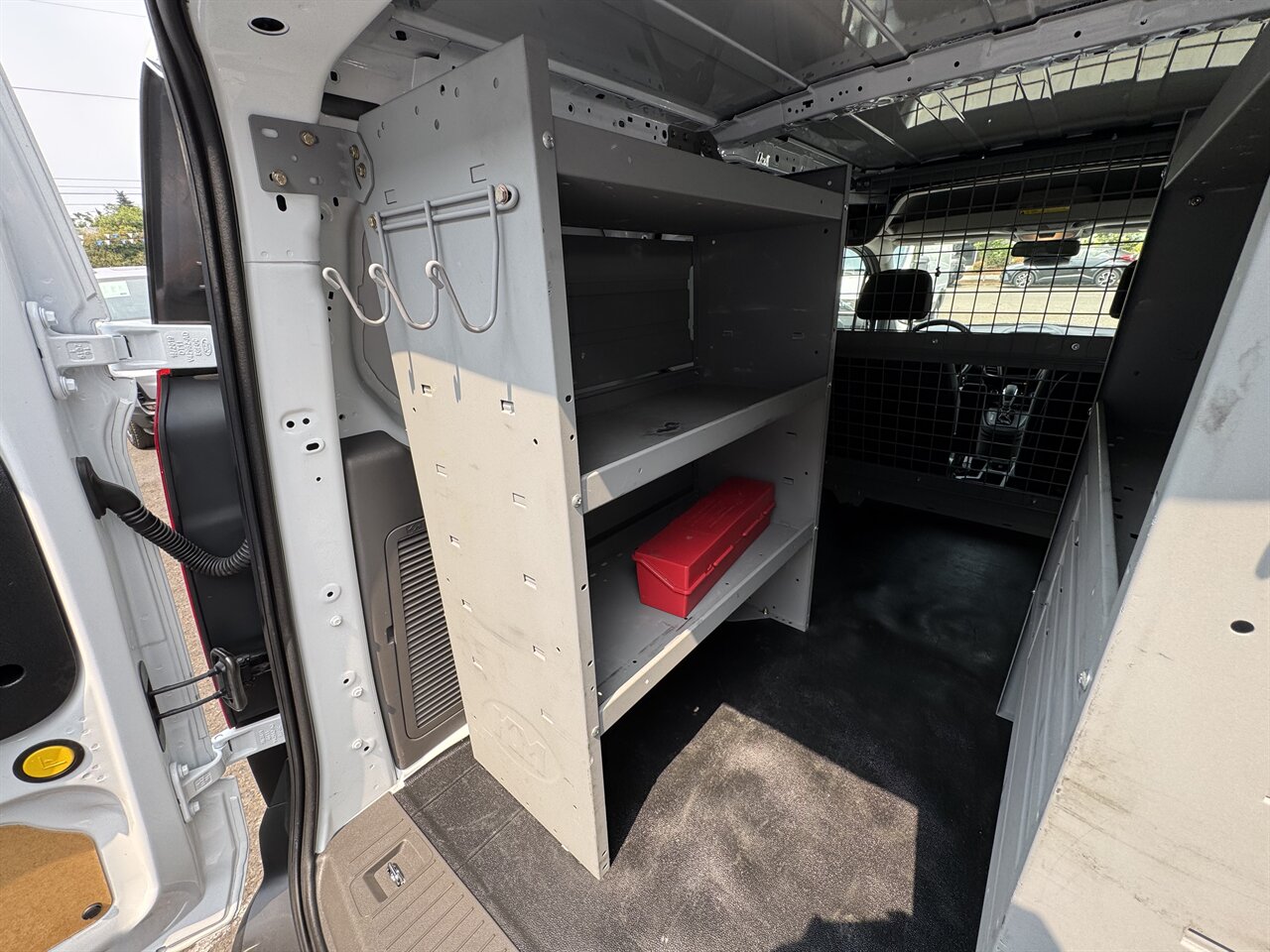 2020 Ford Transit Connect XL - Photo 15 - Portland, OR 97211