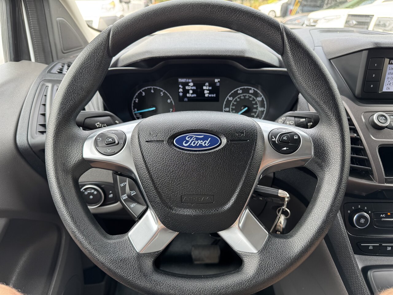 2020 Ford Transit Connect XL - Photo 20 - Portland, OR 97211