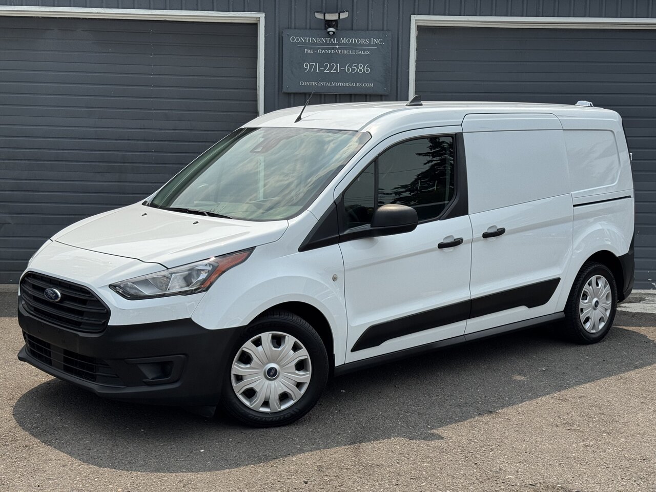 2020 Ford Transit Connect XL - Photo 1 - Portland, OR 97211