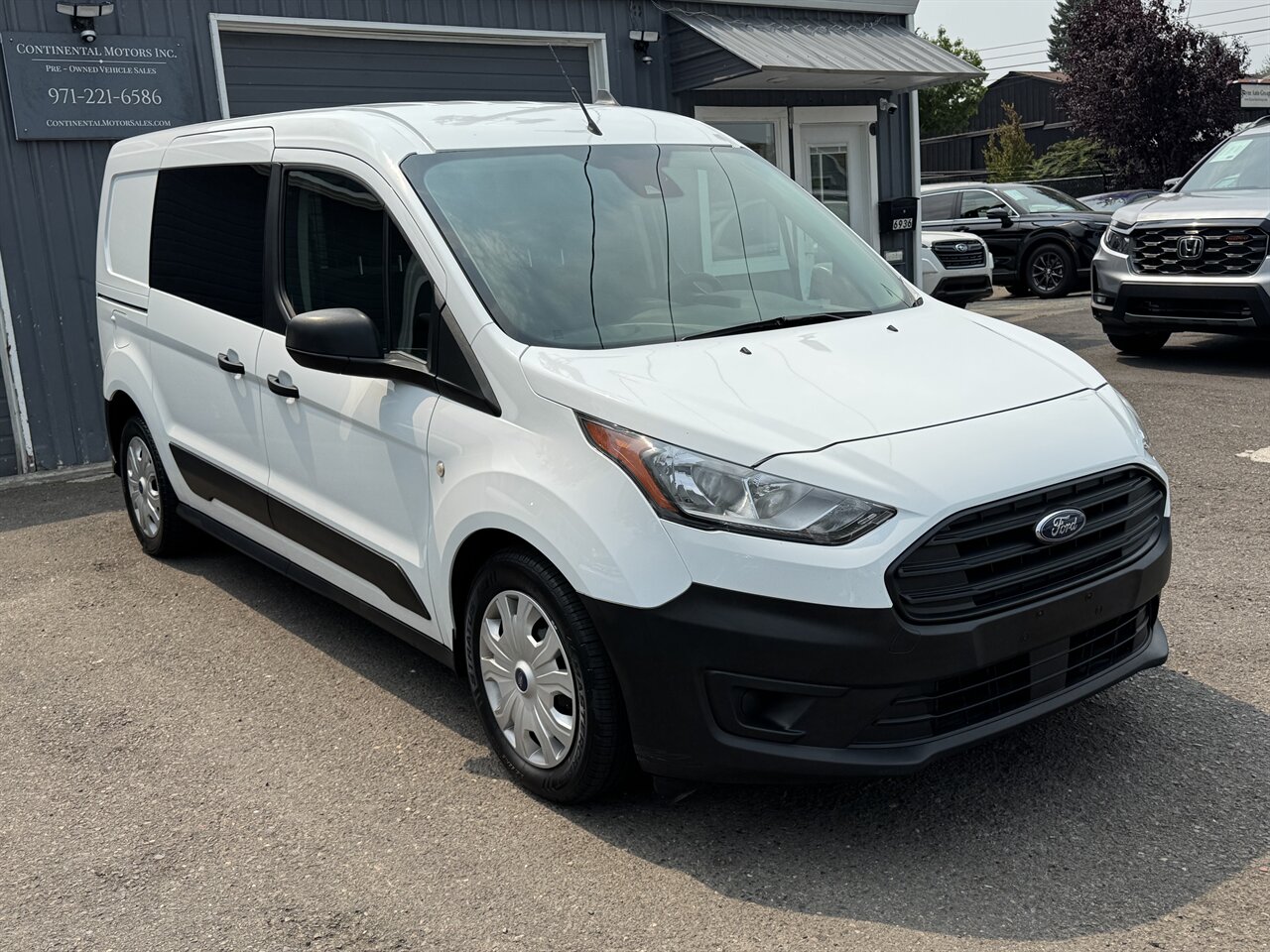 2020 Ford Transit Connect XL - Photo 6 - Portland, OR 97211
