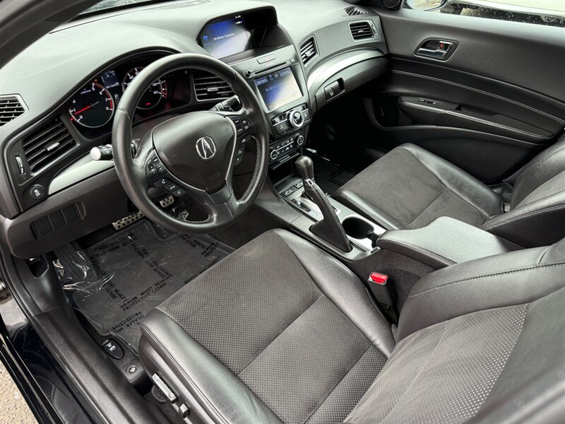 2016 Acura ILX w/Tech w/A-SPEC ONLY 60K MILES  