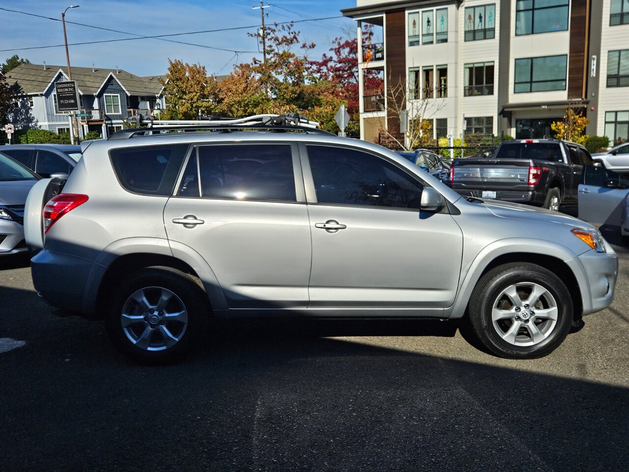 2011 Toyota RAV4 Limited 4WD LEATHER ONLY 75K MILES - Photo 7 - Portland, OR 97211