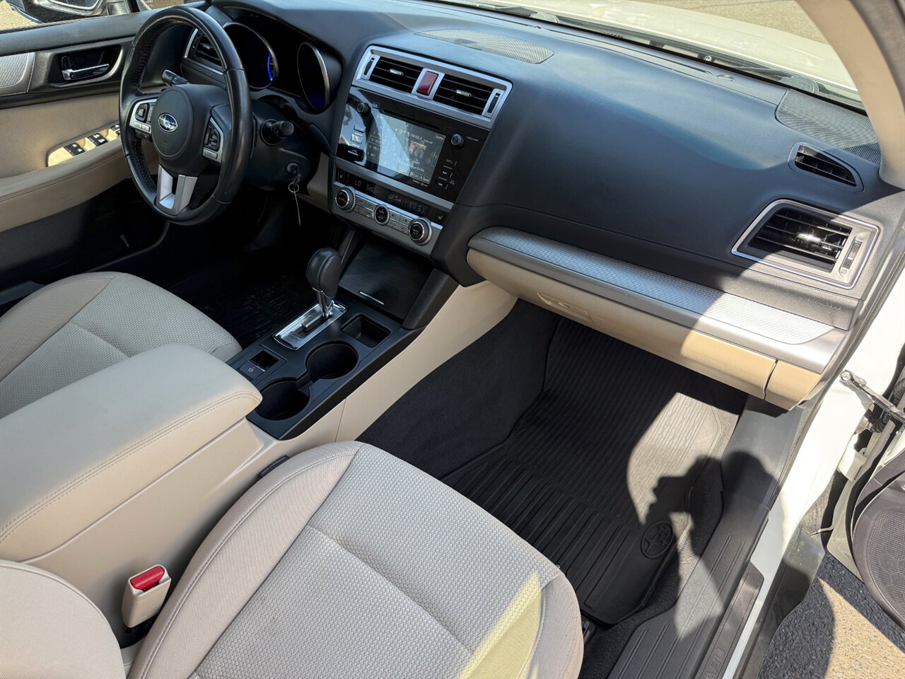 2016 Subaru Outback 2.5i Premium   - Photo 18 - Portland, OR 97211