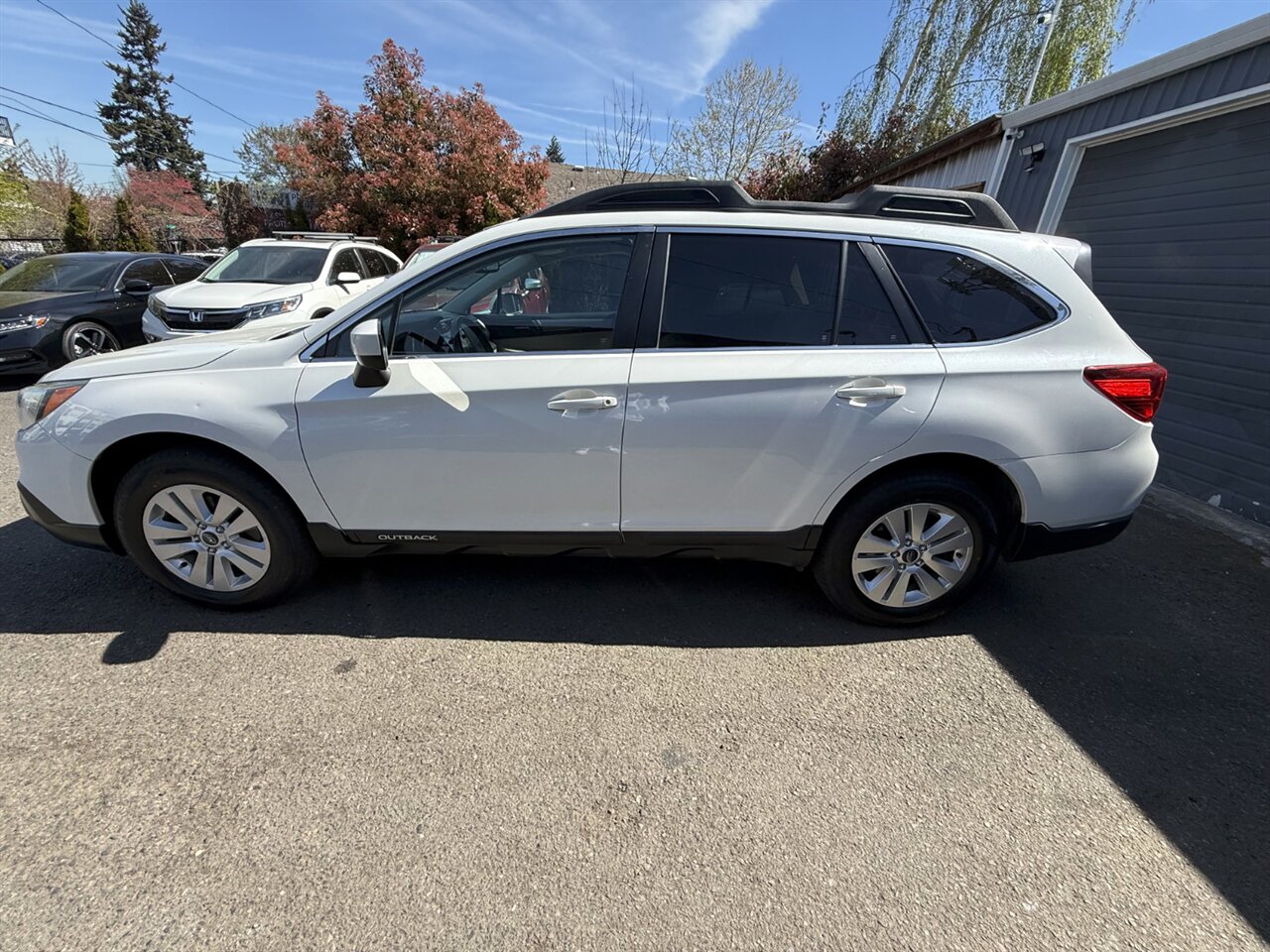 2016 Subaru Outback 2.5i Premium   - Photo 4 - Portland, OR 97211