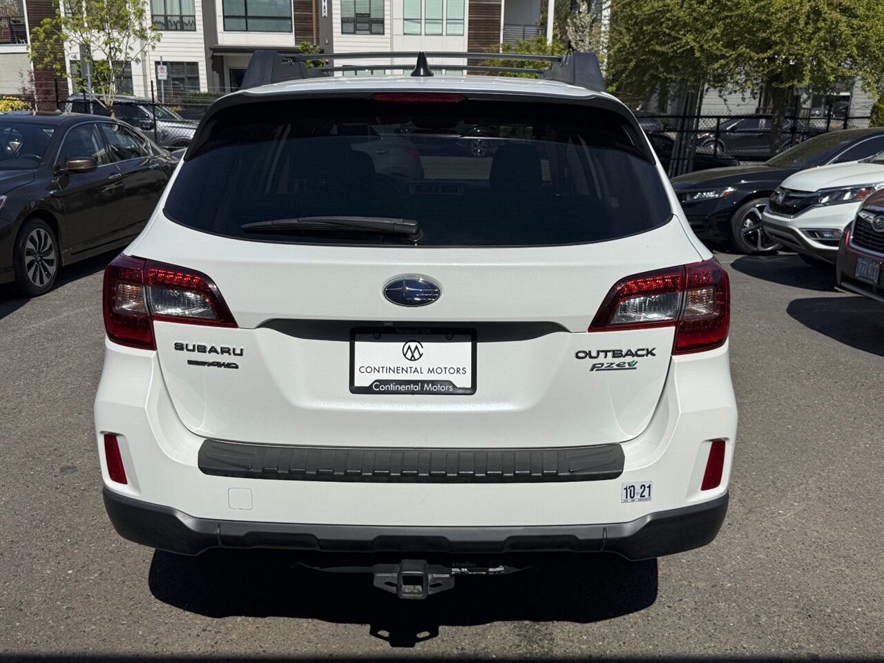 2016 Subaru Outback 2.5i Premium   - Photo 9 - Portland, OR 97211