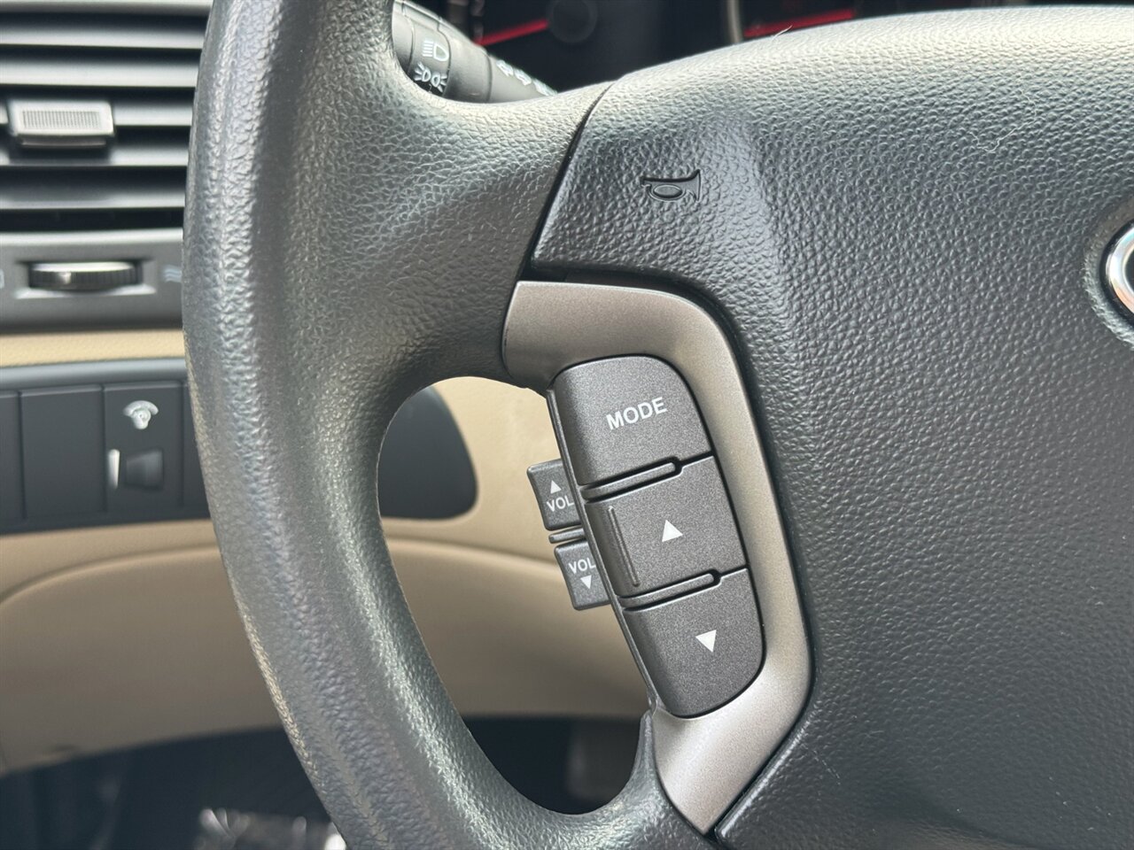 2010 Kia Optima LX ONLY 114K MILES - Photo 22 - Portland, OR 97211