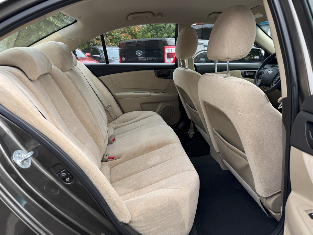 2010 Kia Optima LX ONLY 114K MILES - Photo 16 - Portland, OR 97211
