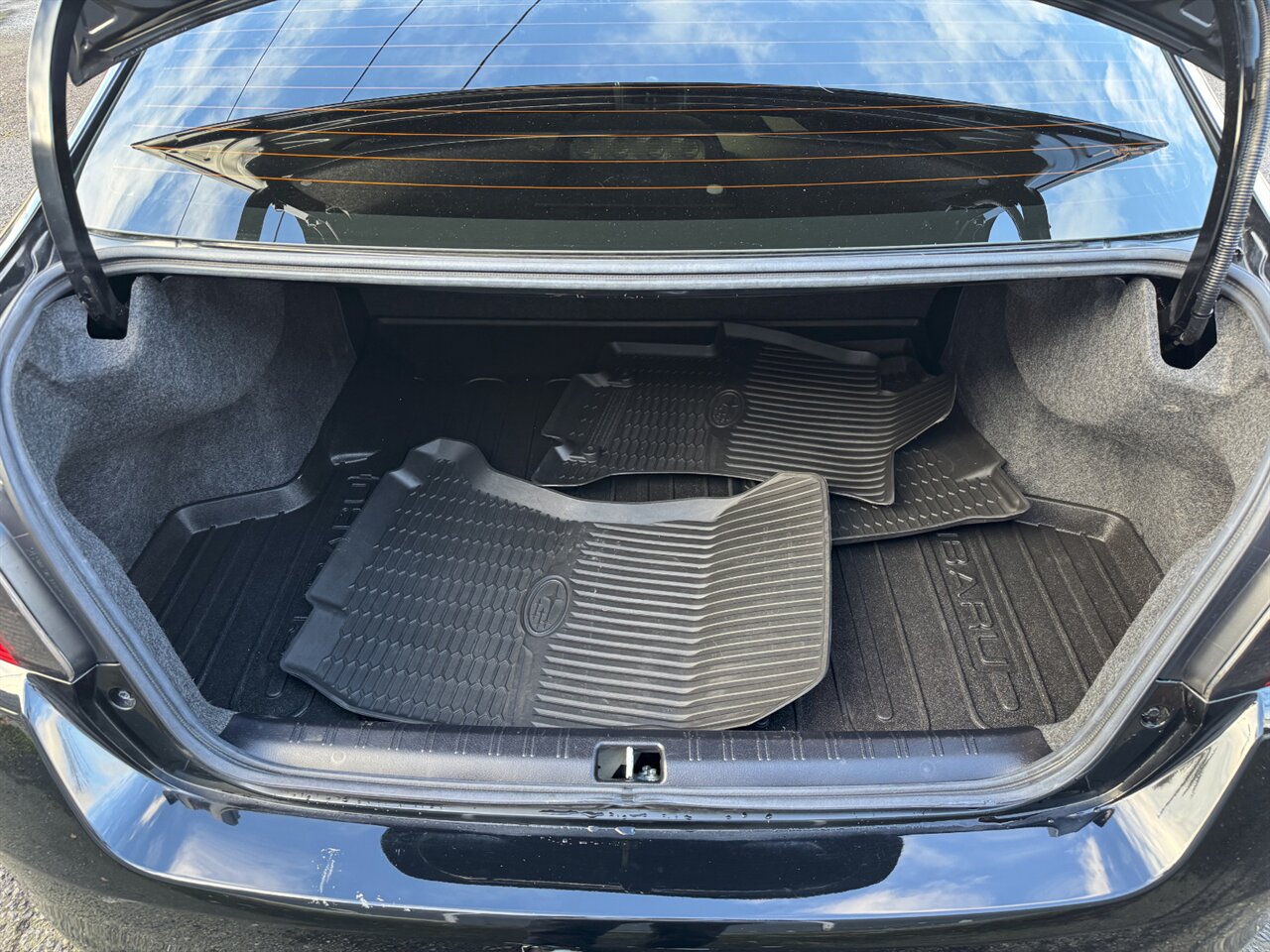 2019 Subaru WRX Premium - ONLY ONE OWNER   - Photo 15 - Portland, OR 97211