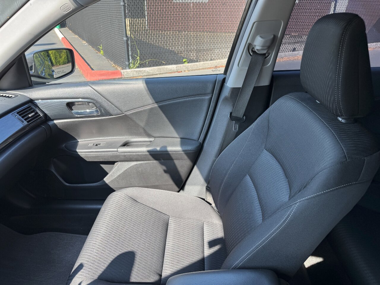 2015 Honda Accord Sport - Photo 24 - Portland, OR 97211