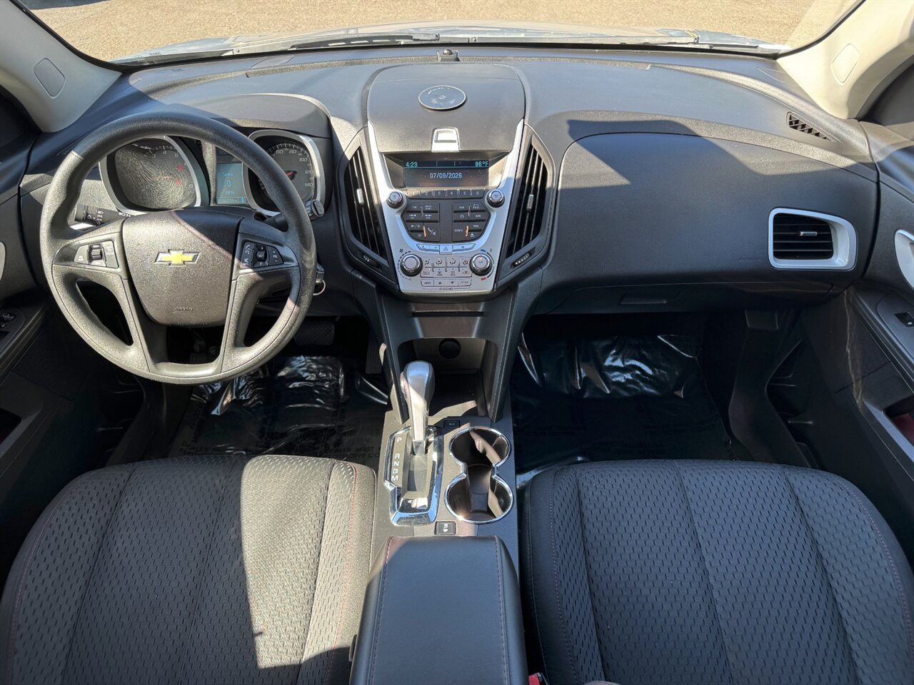 2012 Chevrolet Equinox LS AWD - Photo 14 - Portland, OR 97211