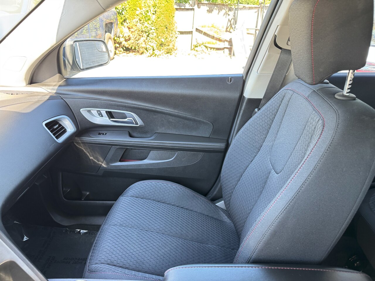 2012 Chevrolet Equinox LS AWD - Photo 25 - Portland, OR 97211
