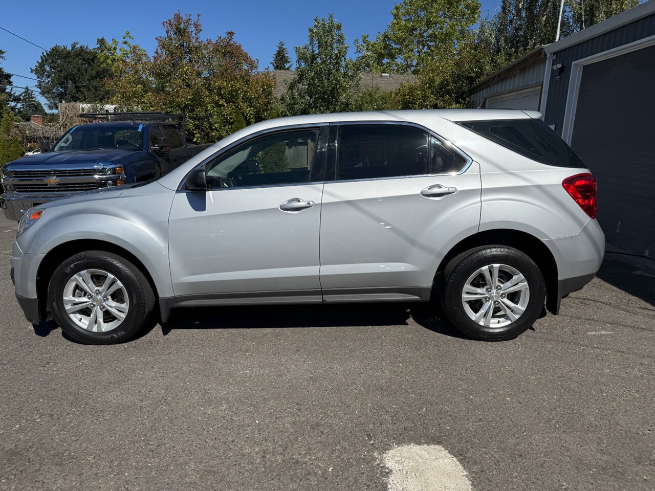2012 Chevrolet Equinox LS AWD - Photo 4 - Portland, OR 97211