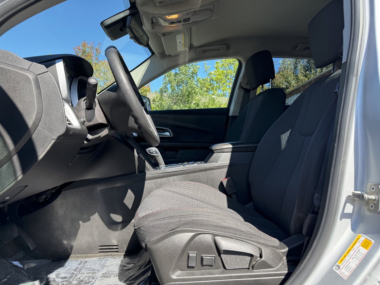 2012 Chevrolet Equinox LS AWD - Photo 11 - Portland, OR 97211