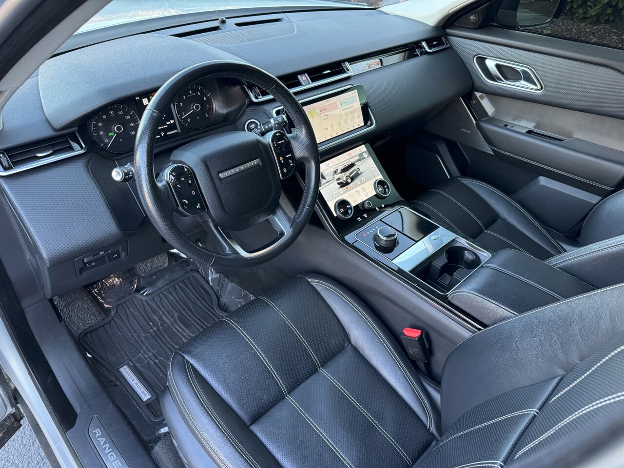 2019 Land Rover Range Rover Velar P250 S   - Photo 2 - Portland, OR 97211